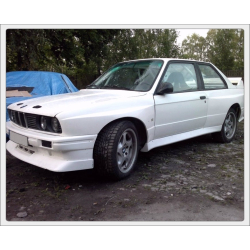 Kit carrosserie BMW e30 M3 DR