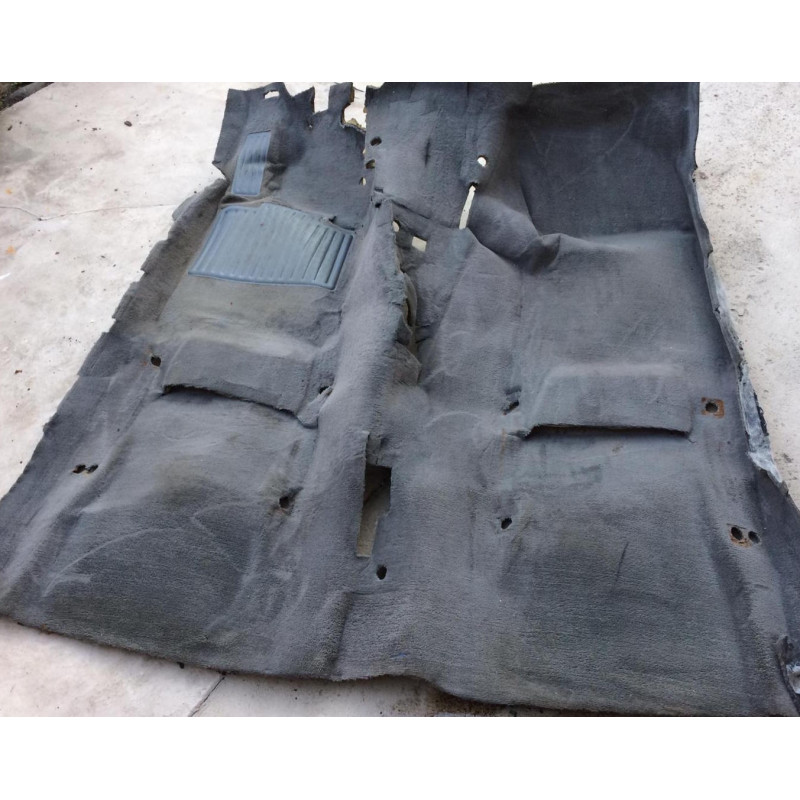 Tapis gris e30