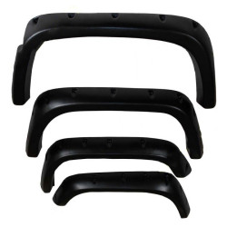 Toyota Land Cruiser J70 Kotflügelverbreiterungen