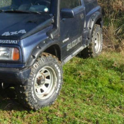 Suzuki Vitara Chevrolet Tracker Chevrolet Vitara