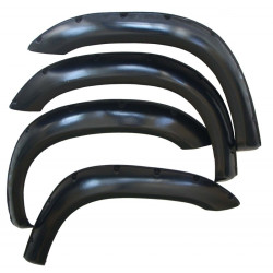 Nissan Patrol Y61 GU2 GU3 Kotflügelverbreiterungen