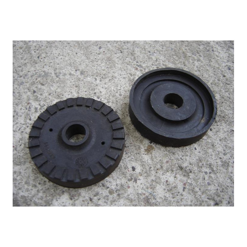 Fiat 126 engine and gearbox mounts